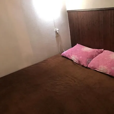 Flat Apartment *